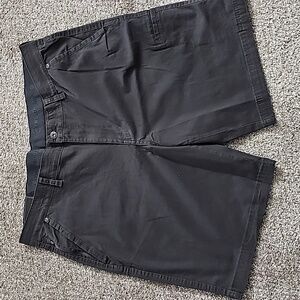 Weatherproof men's multifunction shorts, NWT. 38W. Dark gray. Great gift